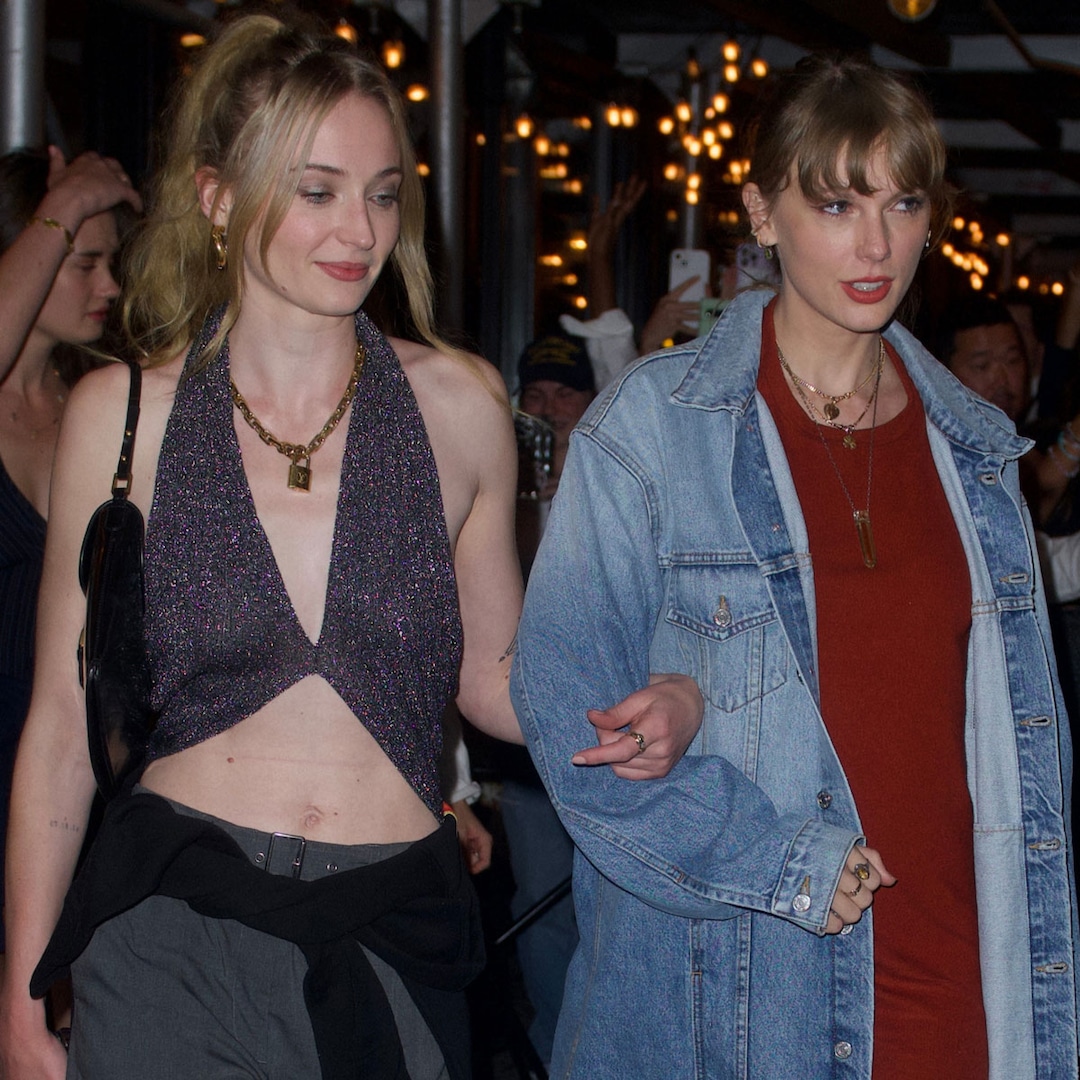 Taylor Swift and Sophie Turner Step Out for a Perfectly Fine Night in New York City – E! Online